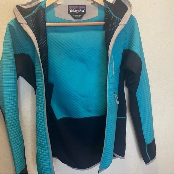 Patagonia Women's Dual Aspect Hoody Size Small - Picture 6 of 8